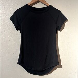 NWT Women's Active Tee